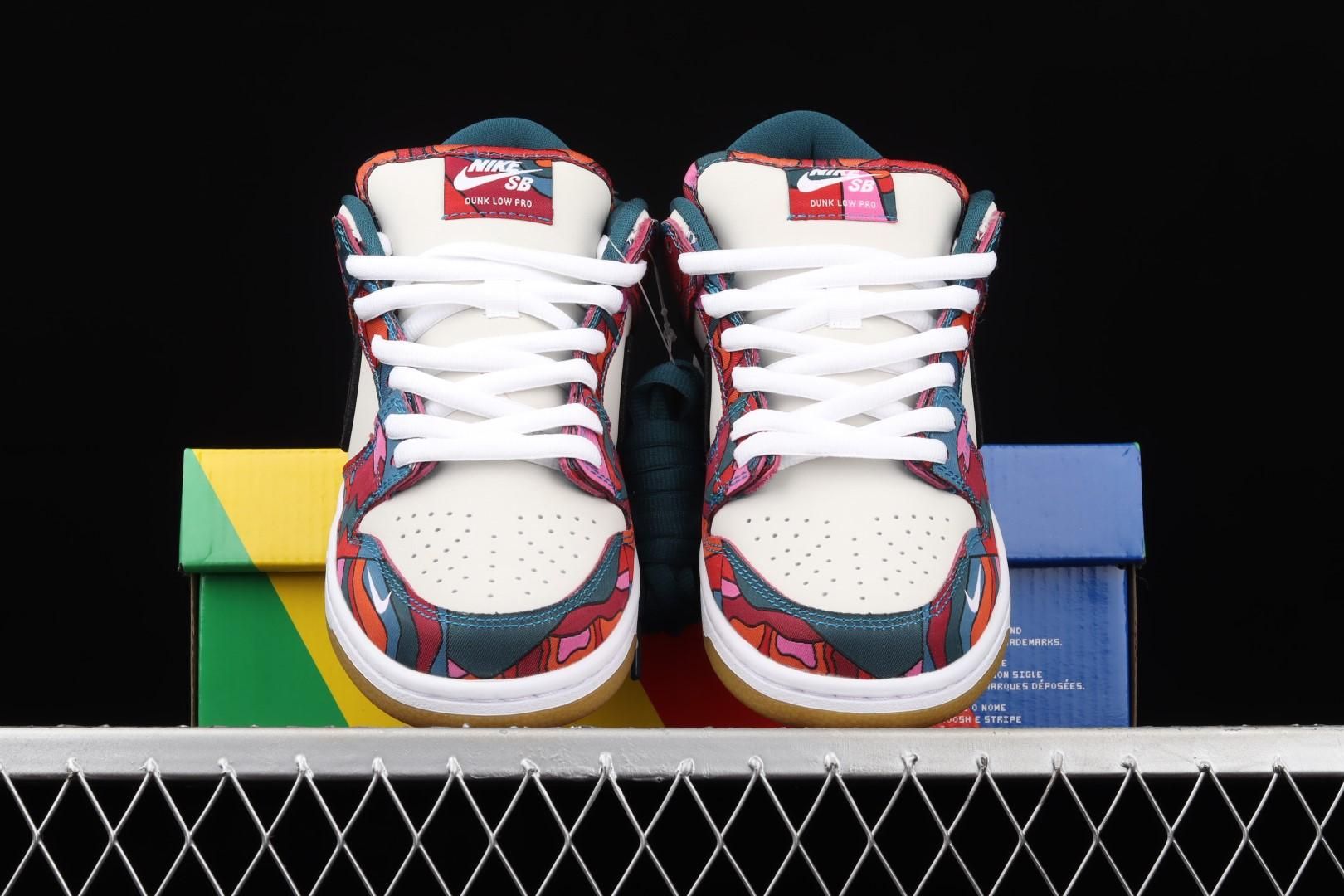 NikeWMNS SB Dunk Low Pro - Parra Abstract Art