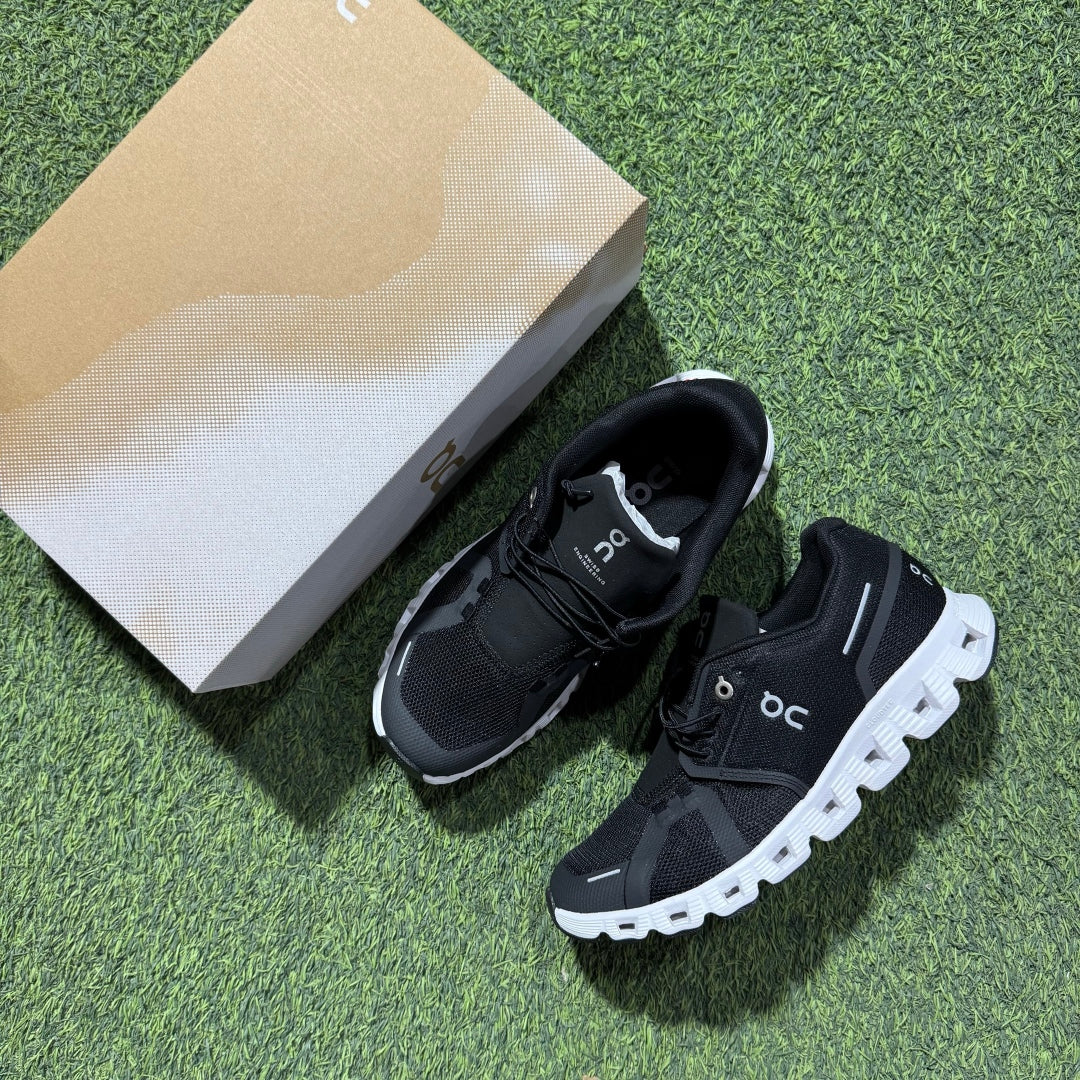 OnRunning Cloud 5 - Black White