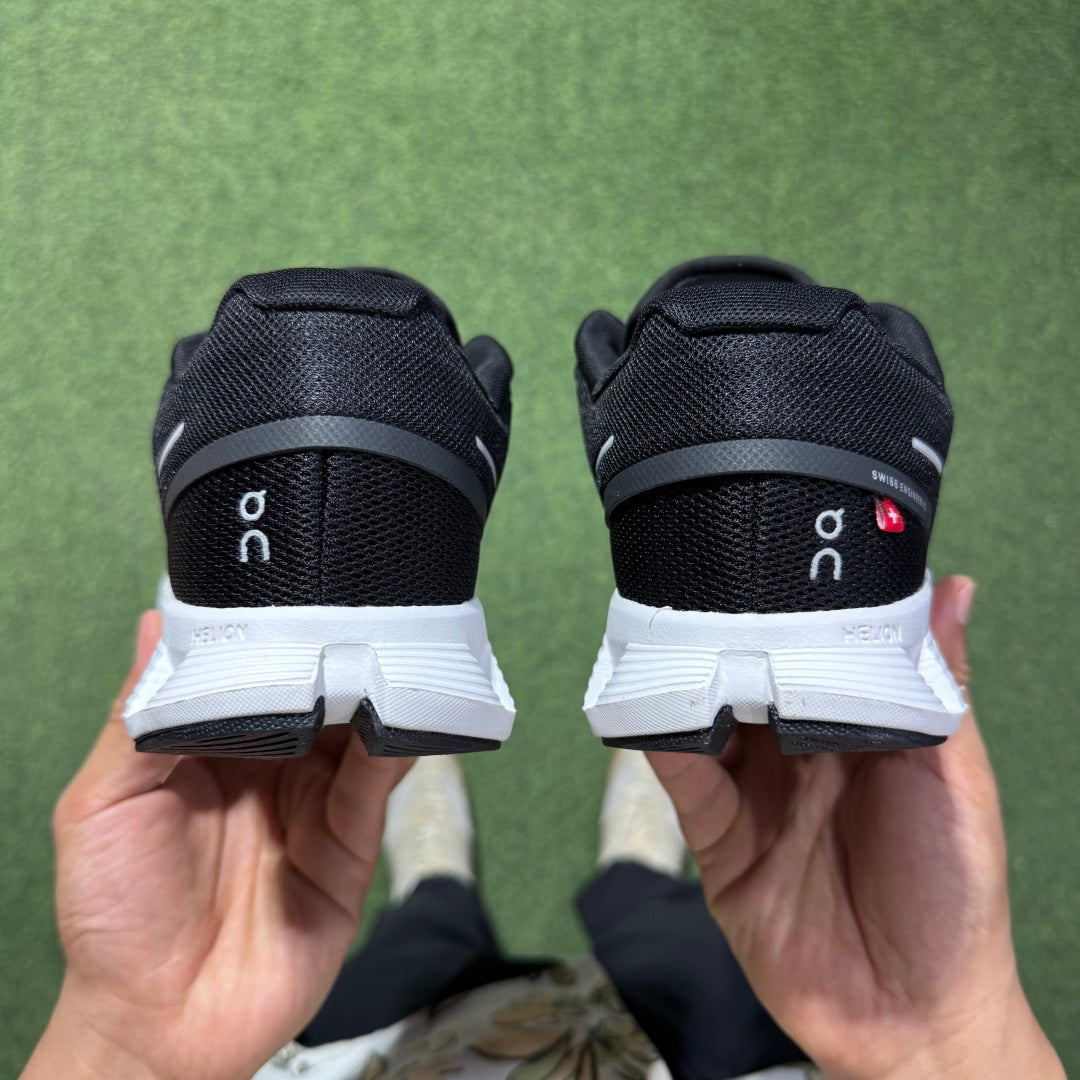 OnRunning Cloud 5 - Black White