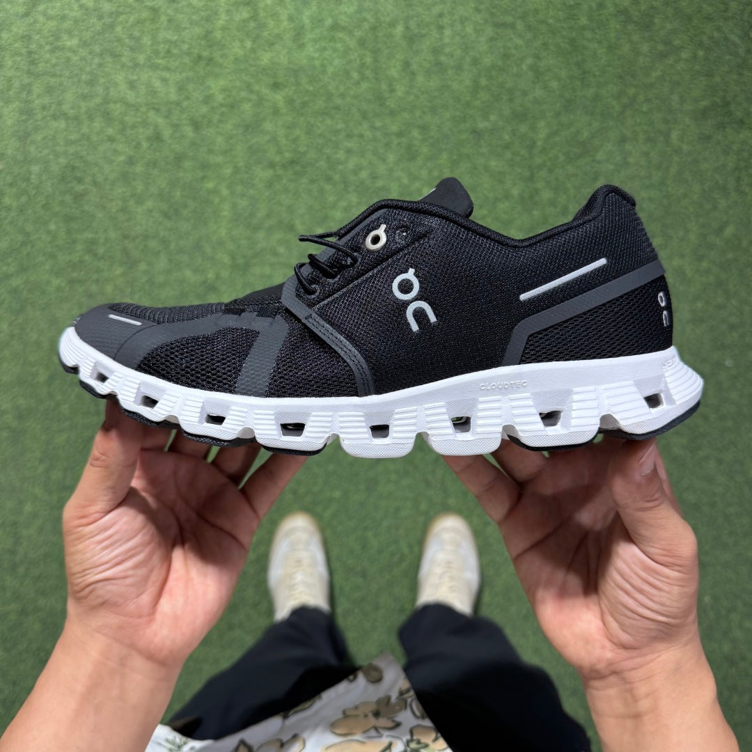 OnRunning Cloud 5 - Black White