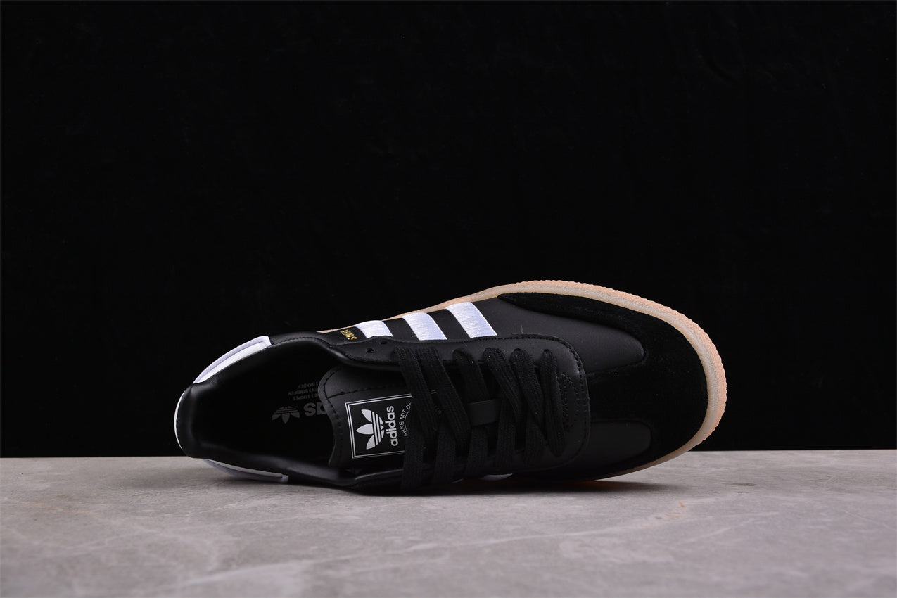 adidasMens Samba Gum - Black