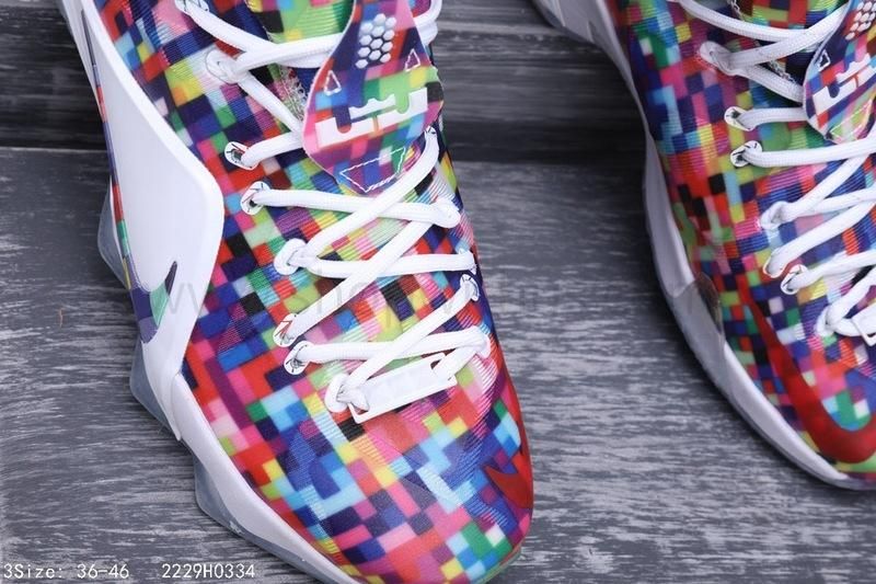 NikeMens Lebron 12 - EXT Prism