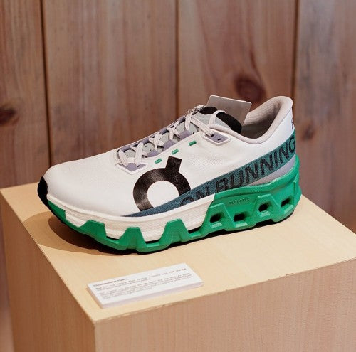 OnRunning Cloudmonster - Hyper Undyed Mint