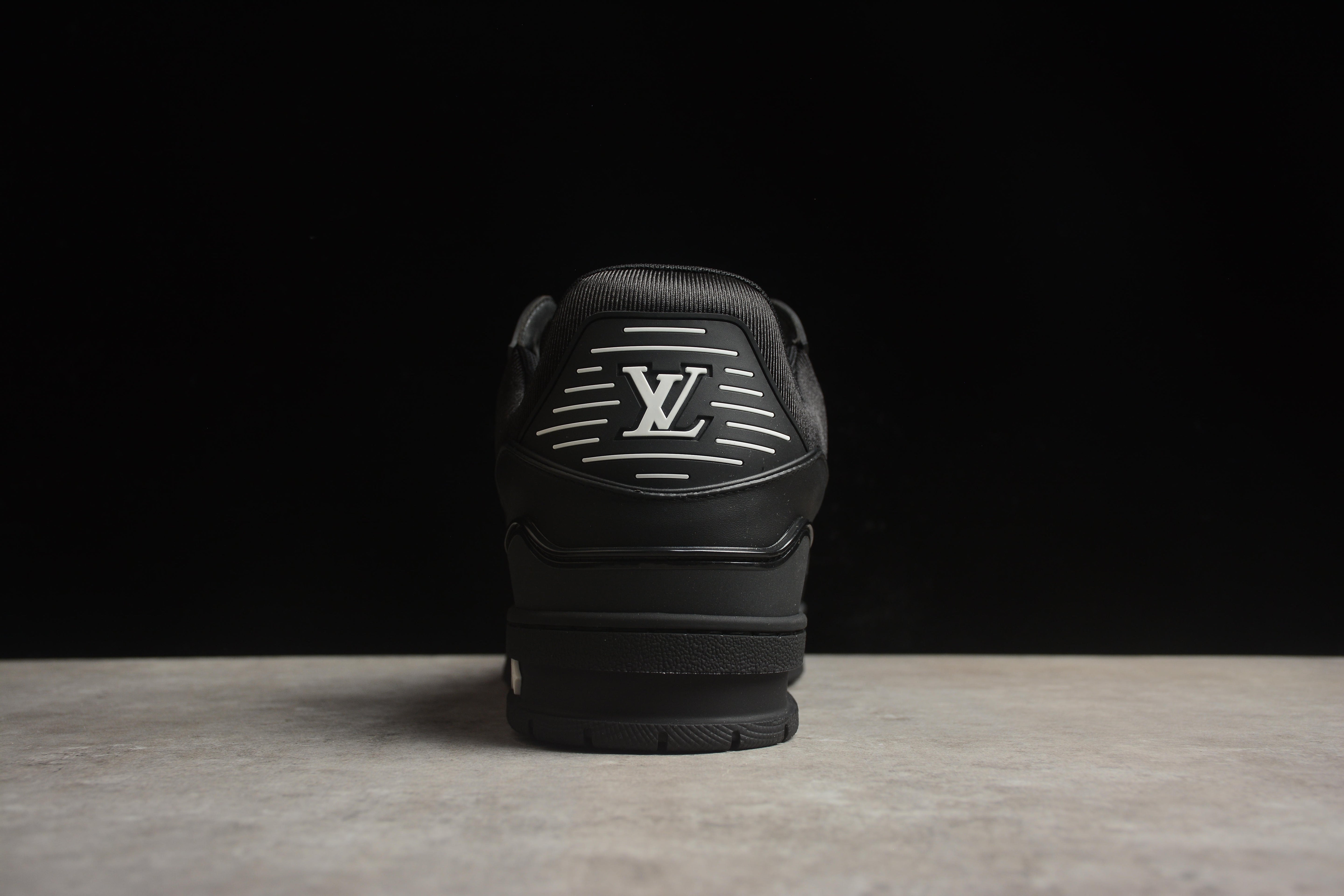 LouisVuitton Skate Trainer - Black