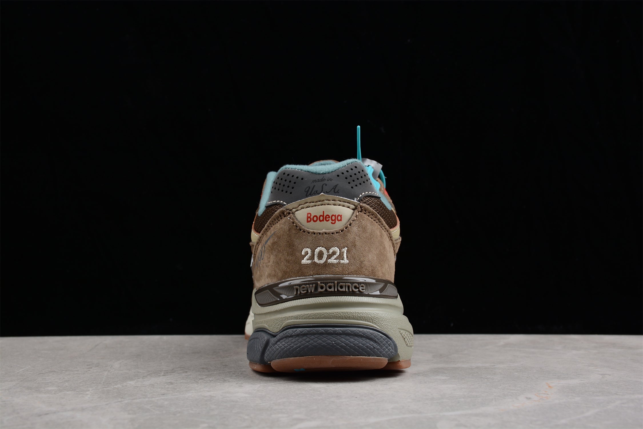 New Balance 990v3 - Bodega Reveals