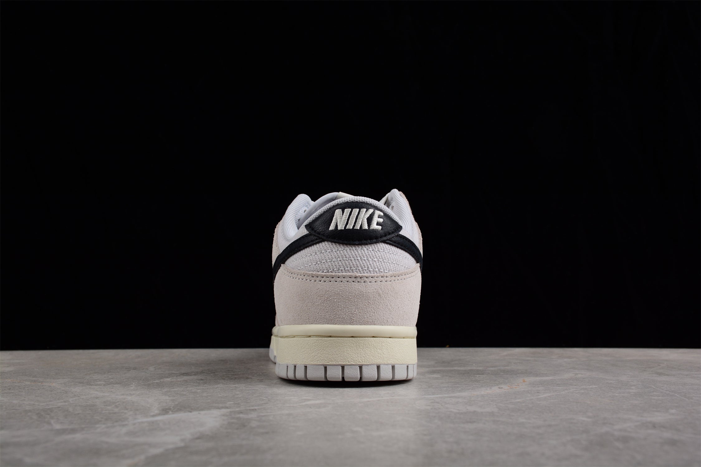 NikeMens Dunk Low - Certified Fresh