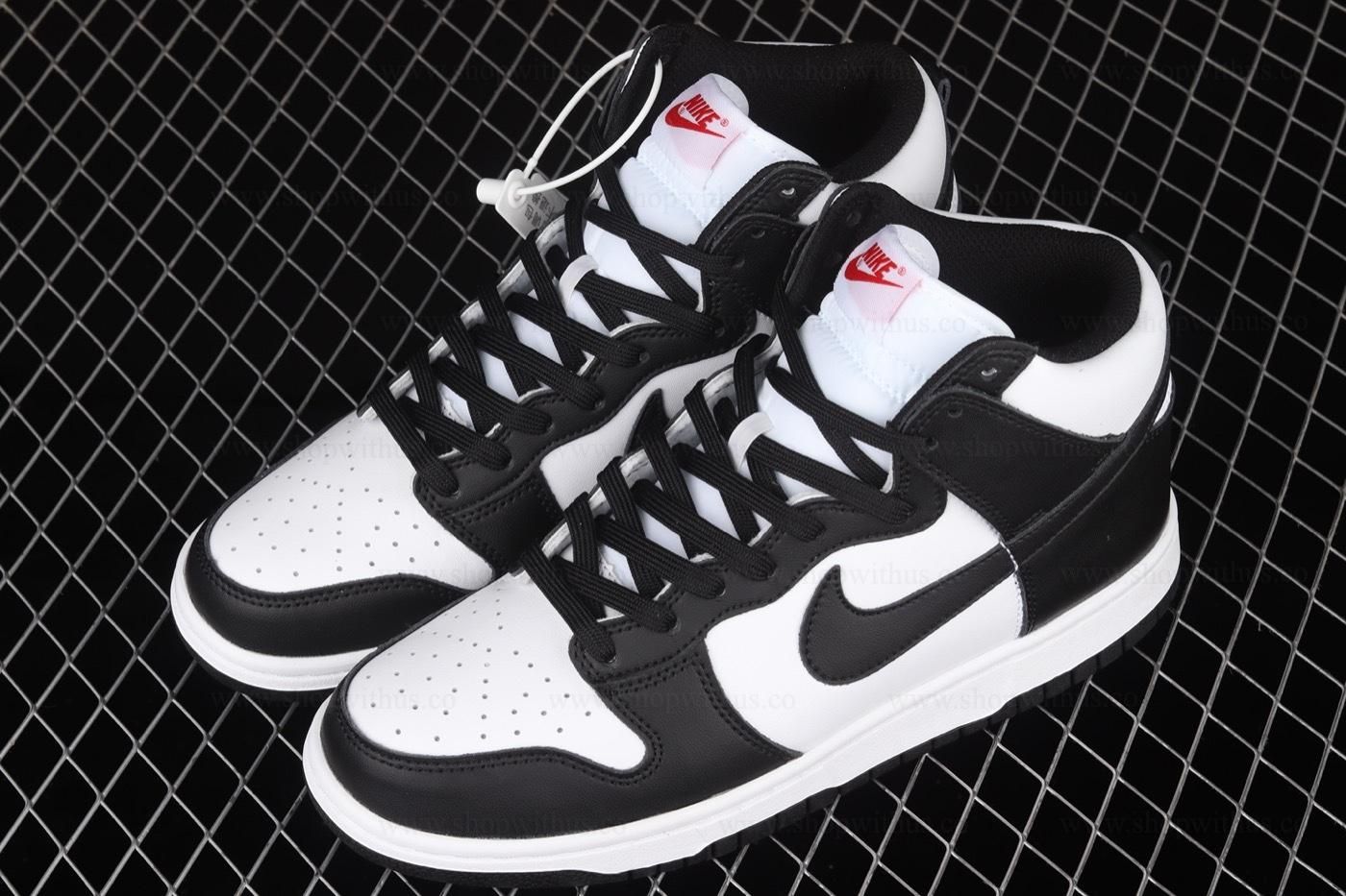 NikeWMNS Dunk High - Panda