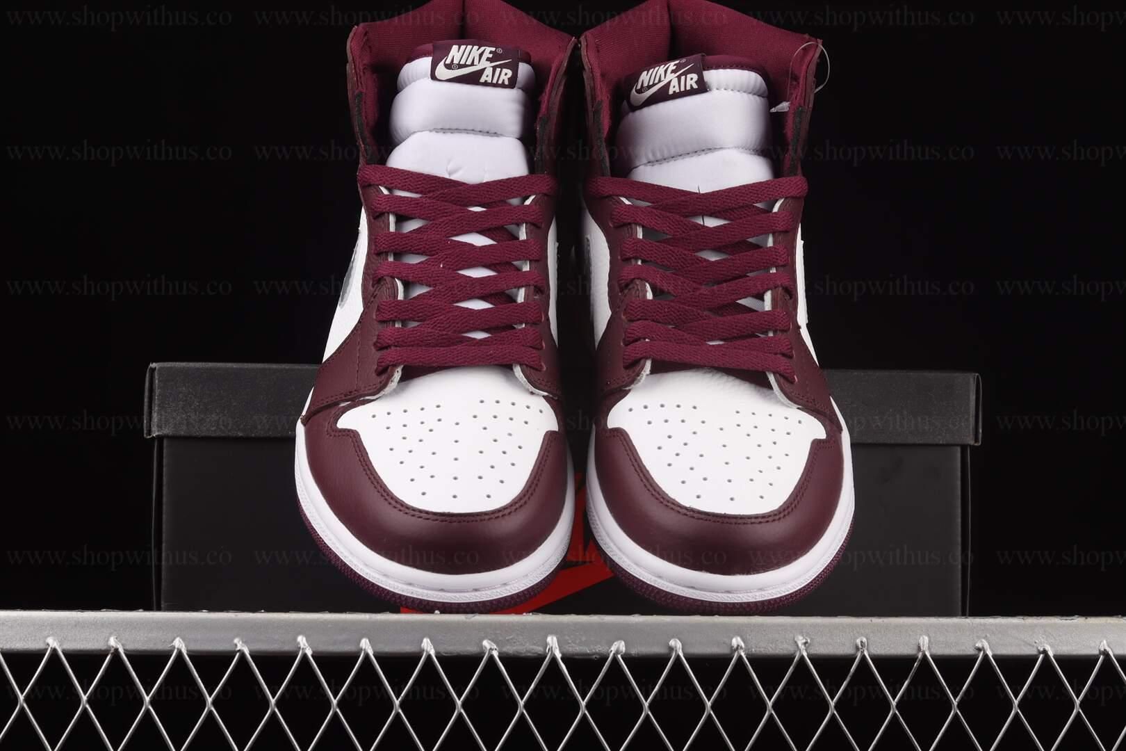 WMNS Air Jordan 1 AJ1 Retro High OG  - Bordeaux