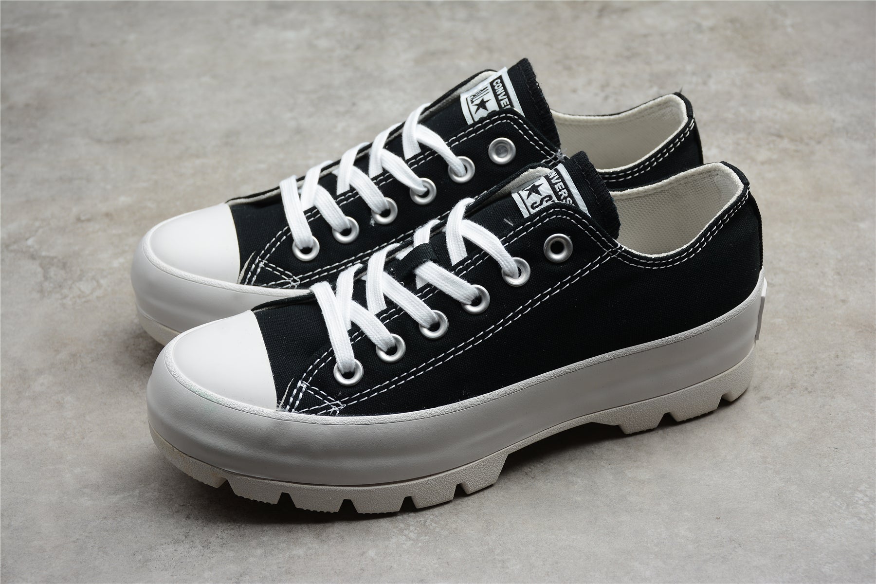 WMNS Converse Taylor All Star Lugged Chuck Low - Black