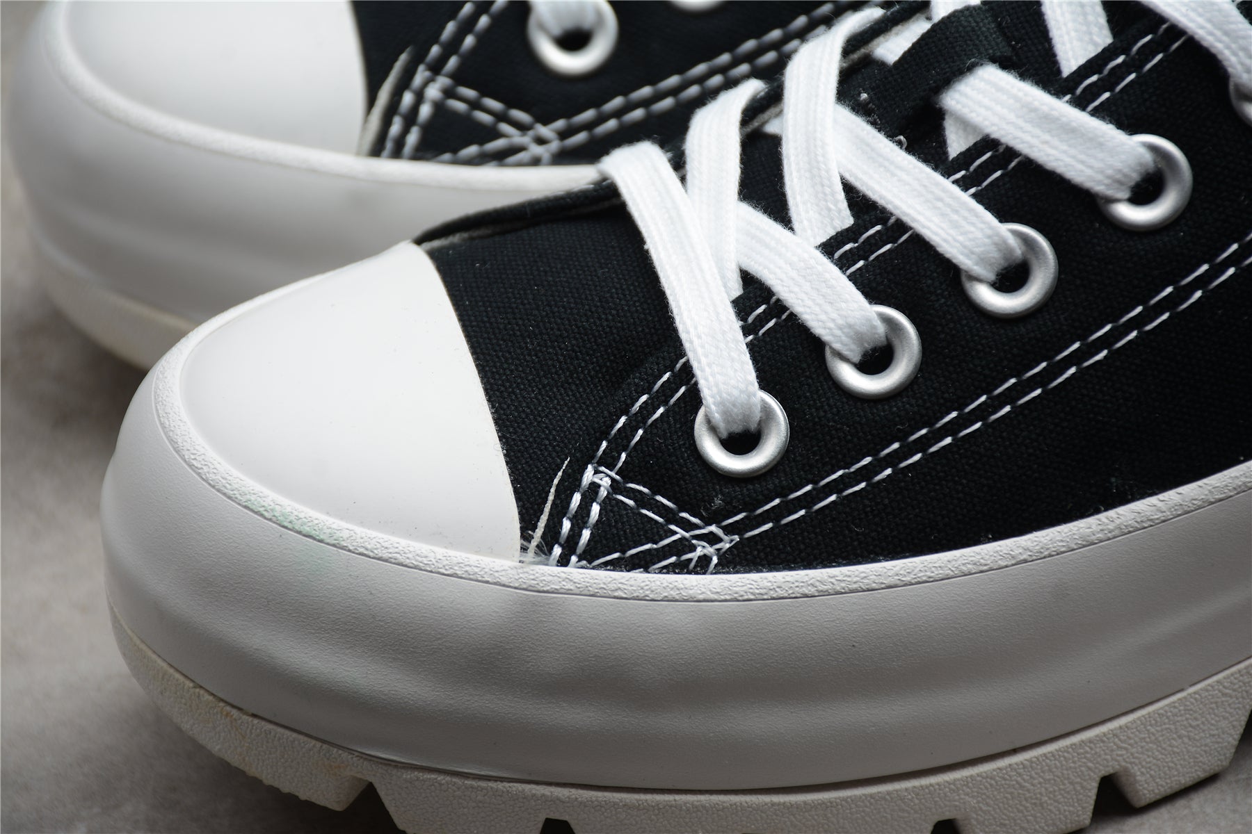 WMNS Converse Taylor All Star Lugged Chuck Low - Black