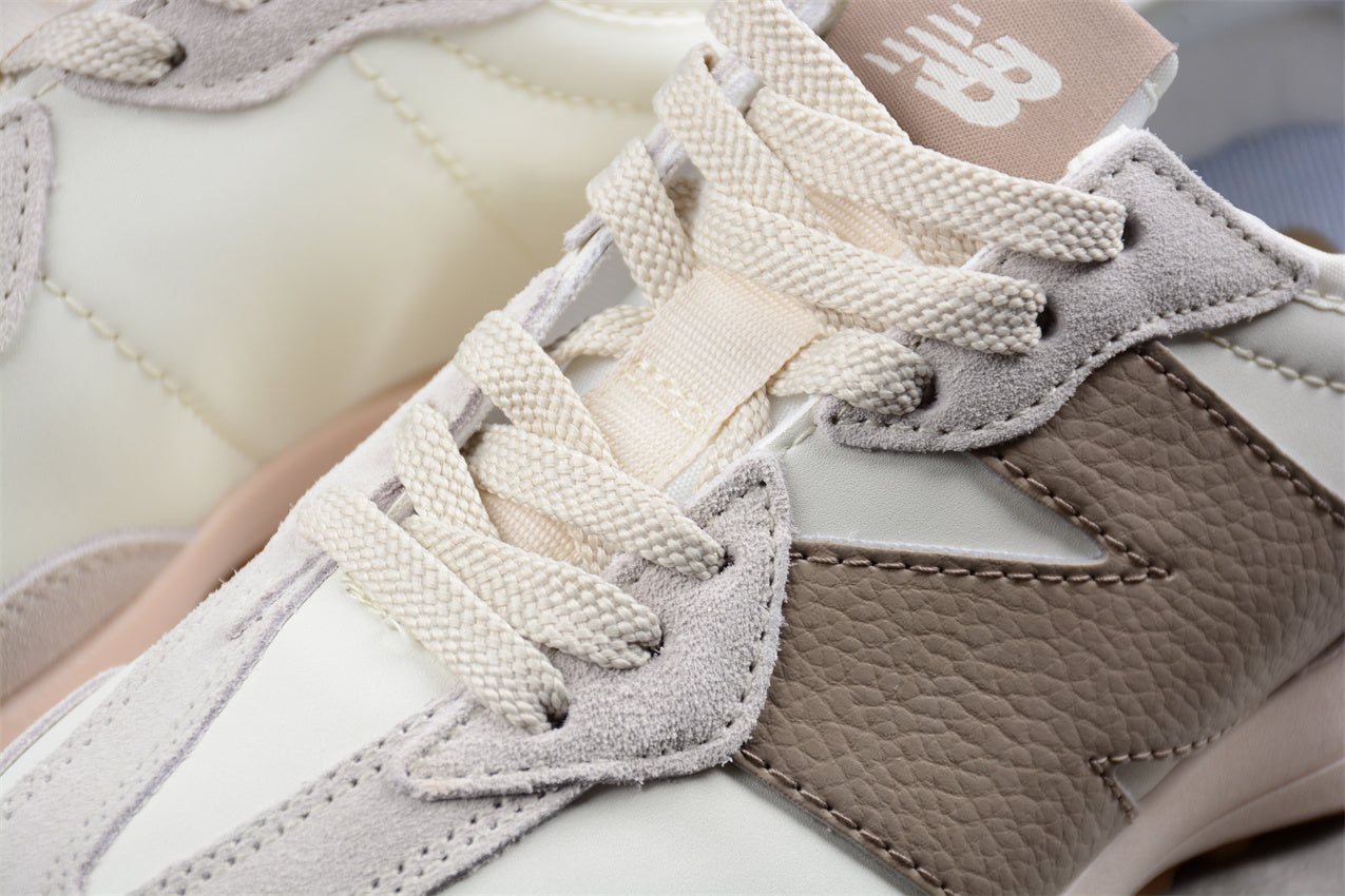 WMNS New Balance 327 Driftwood - Beige