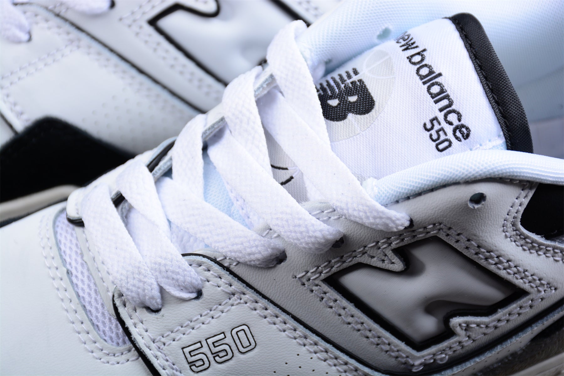 New Balance 550 - Rain Cloud