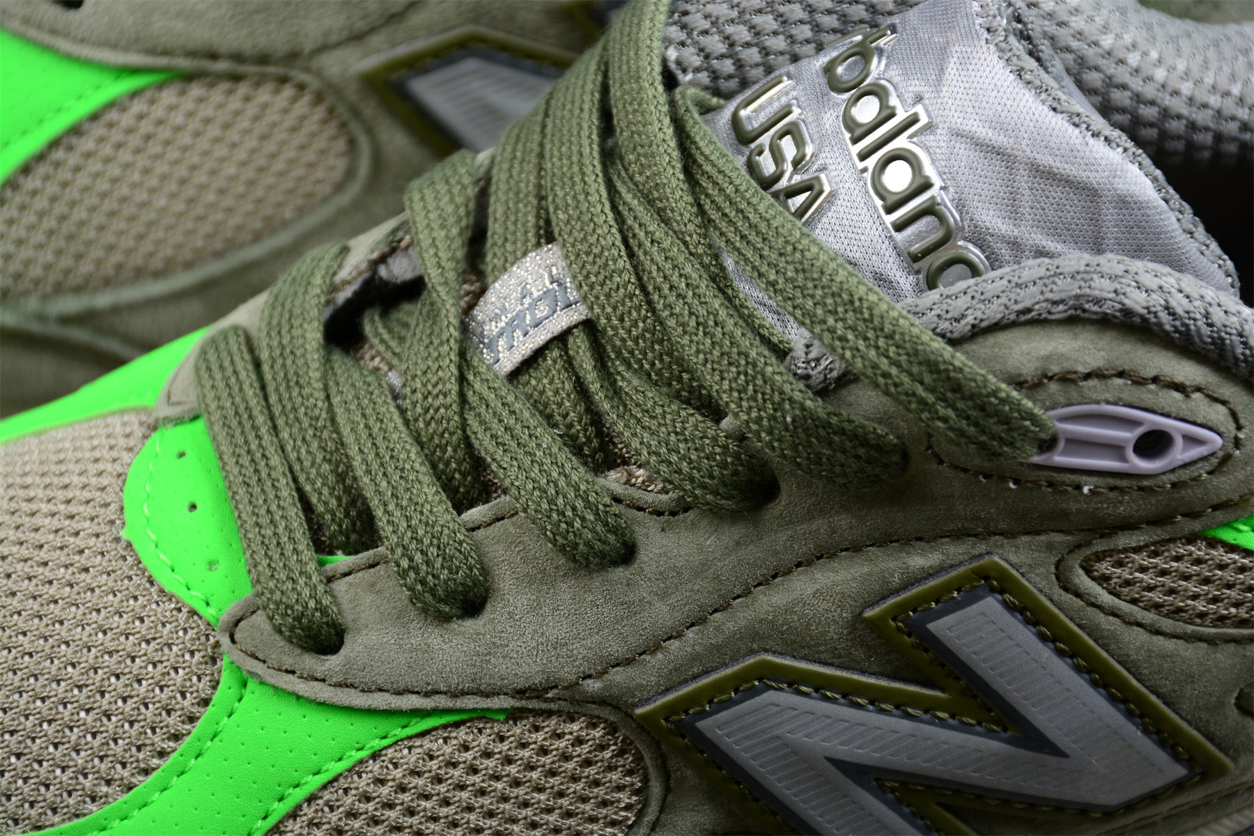 New Balance 990 x Patta - Keep Your Family Close