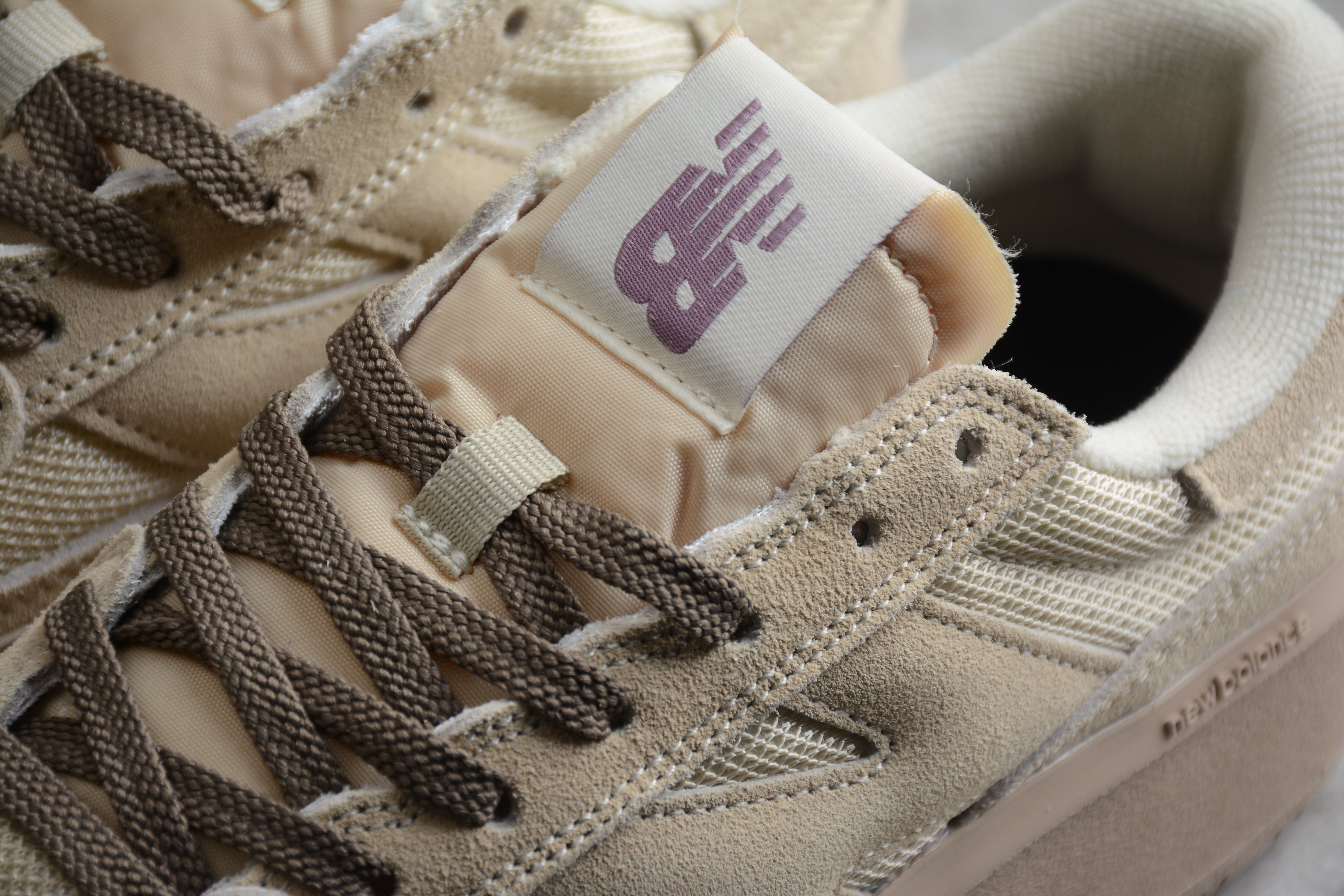 New Balance CT302 - Beige