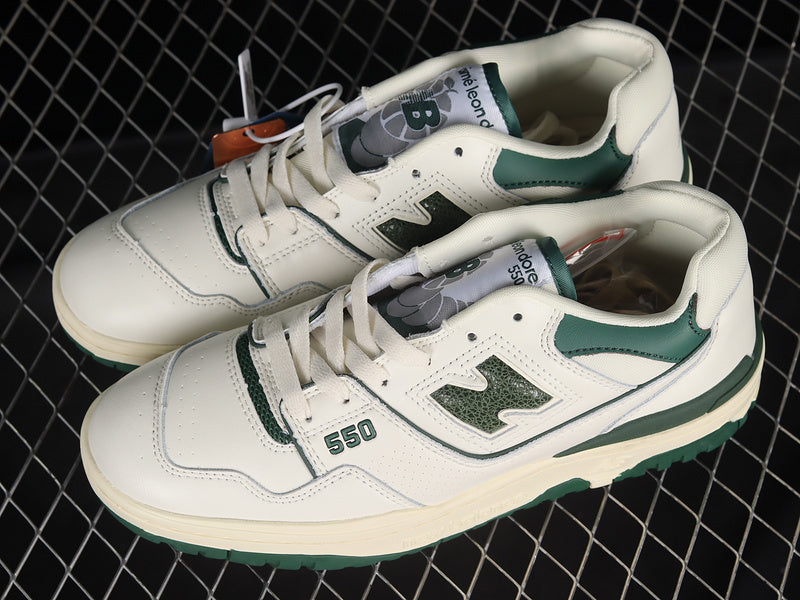 New Balance 550 - Evergreen White