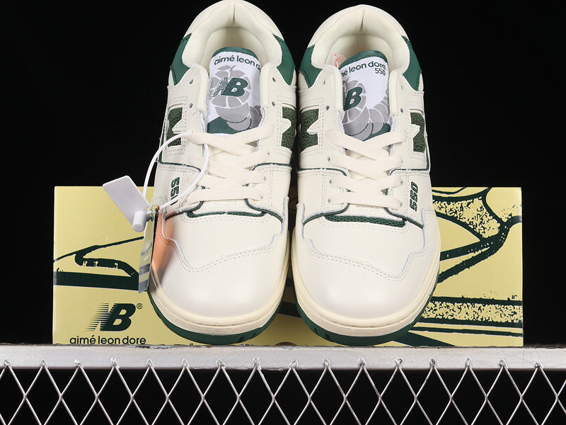New Balance 550 - Evergreen White