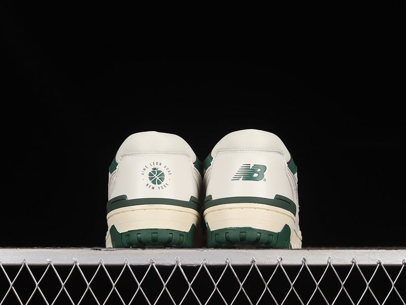 New Balance 550 - Evergreen White