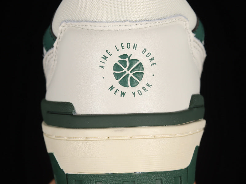 New Balance 550 - Evergreen White