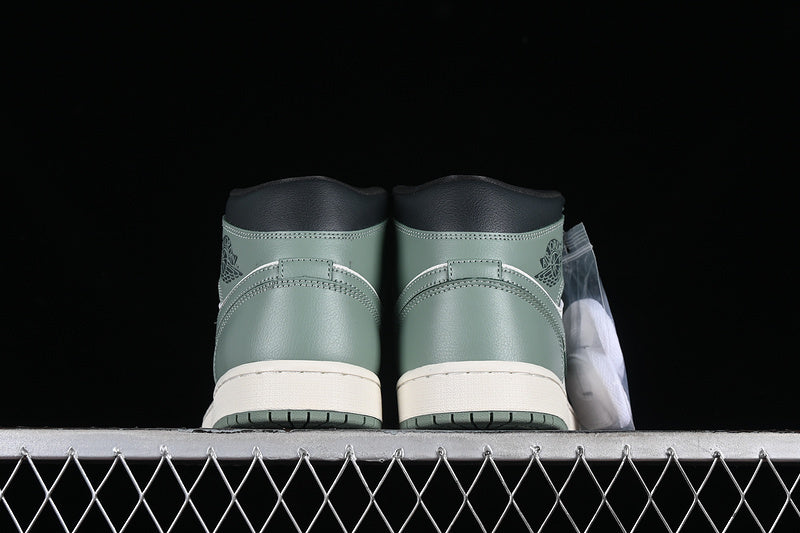 Air Jordan 1 AJ1 Mid - Jade Smoke