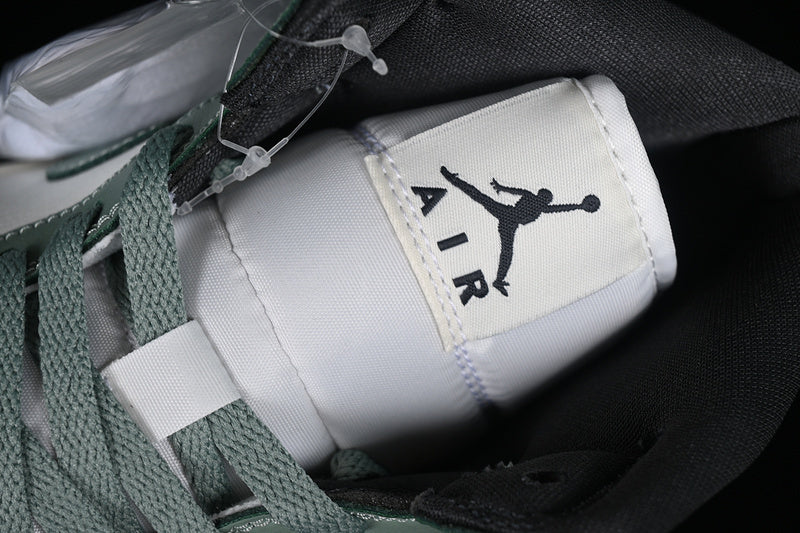 Air Jordan 1 AJ1 Mid - Jade Smoke