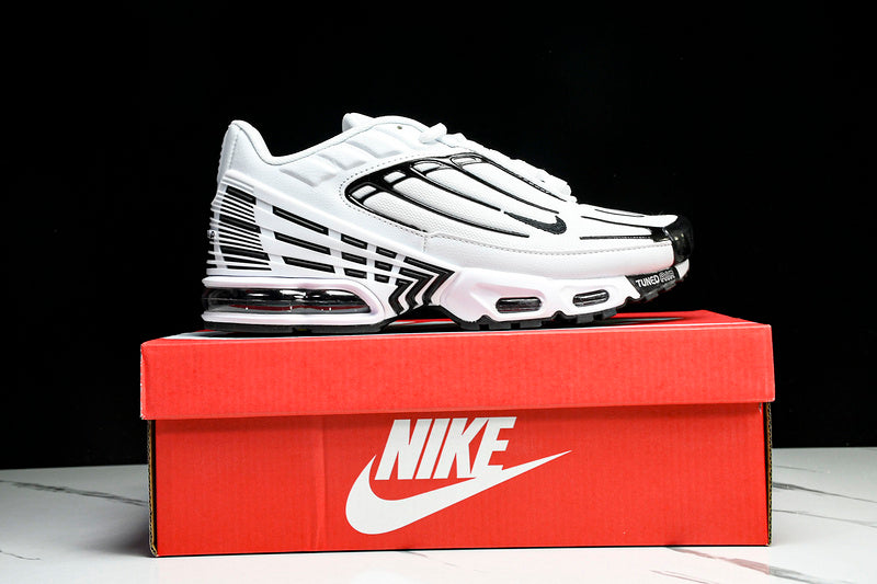 NikeMens Air Max Plus 3 White/Black