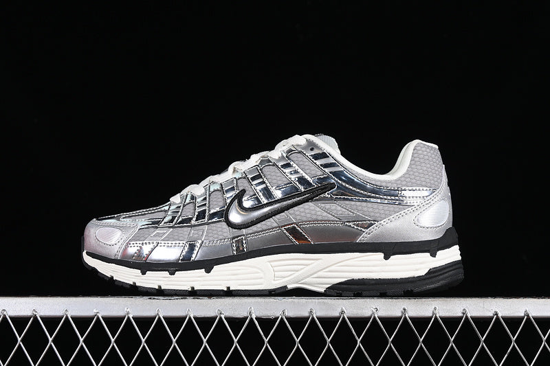 NikeUnisex P-6000 -  Metallic Silver