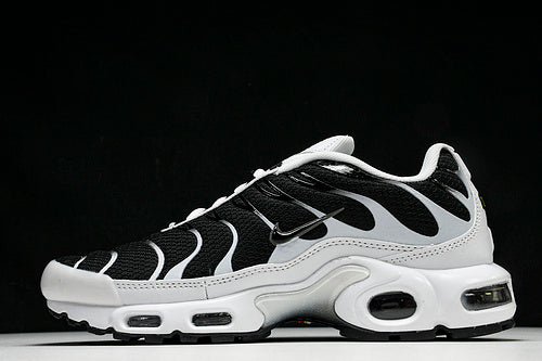 NikeMens Air Max Plus - Black/White