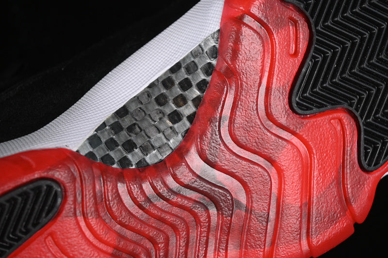 Air Jordan 11 AJ11 Retro - Bred Velvet