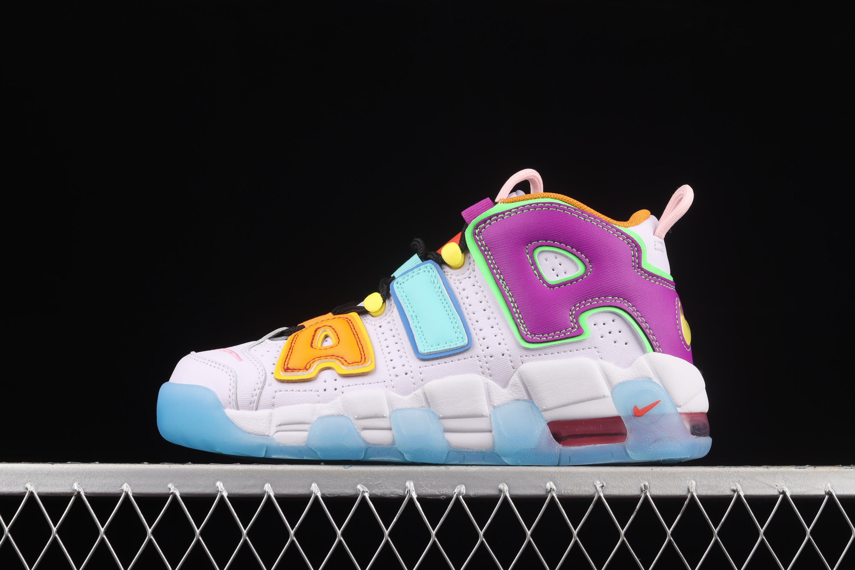 NikeUnisex Uptempo - Multi-Color