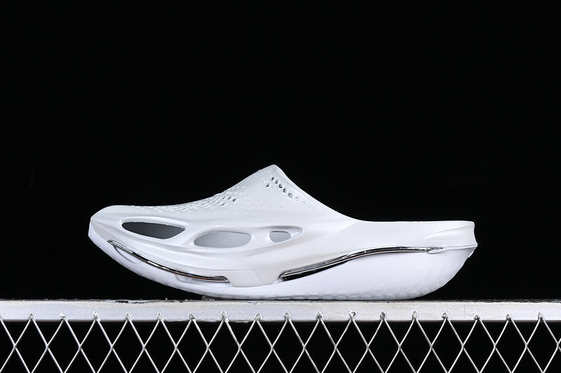 NikeUnisex MMW 005 Slide - Pure Platinum