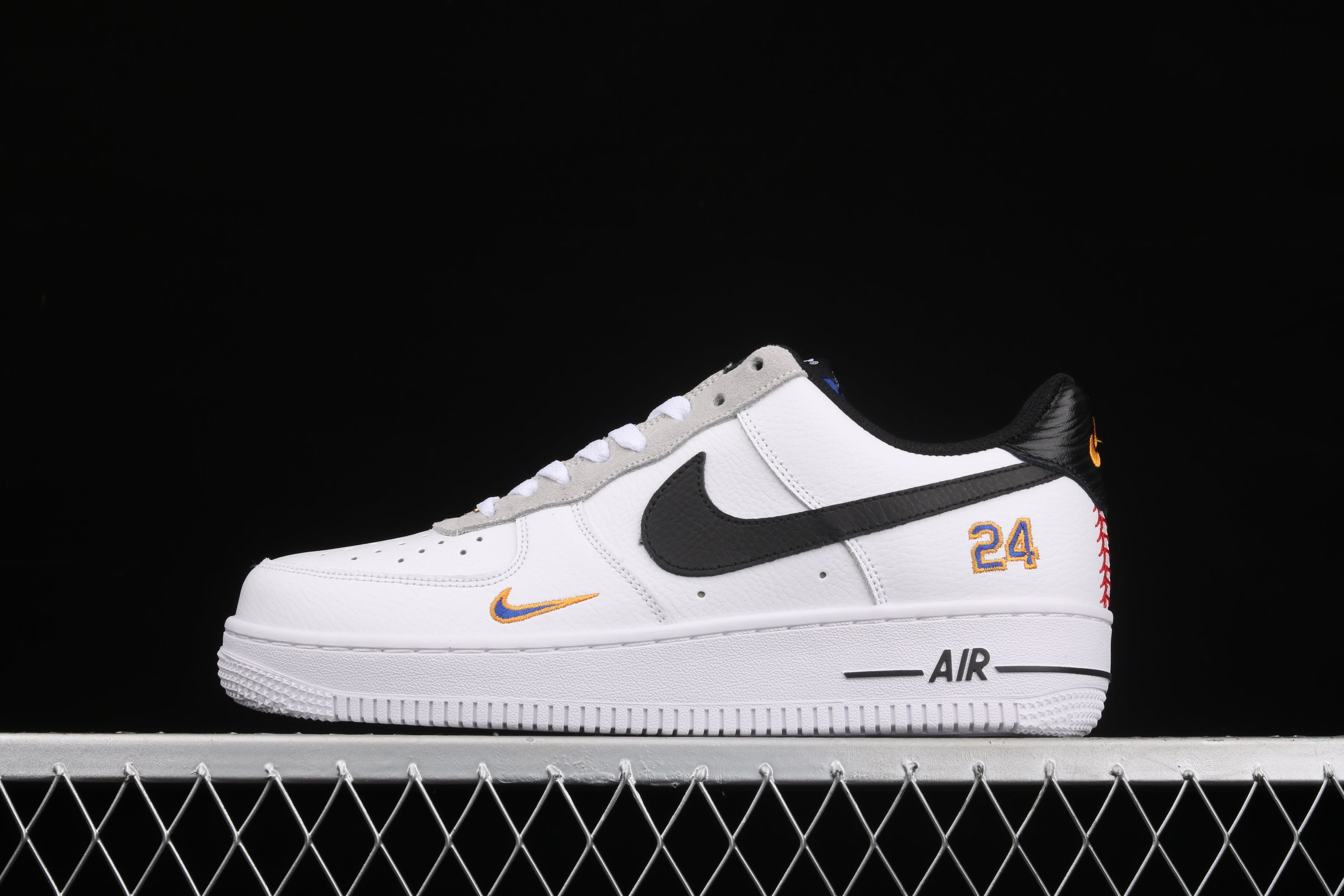 Ken Griffey Jr. x NikeAir Force 1 AF1 '07  - "Swingman"