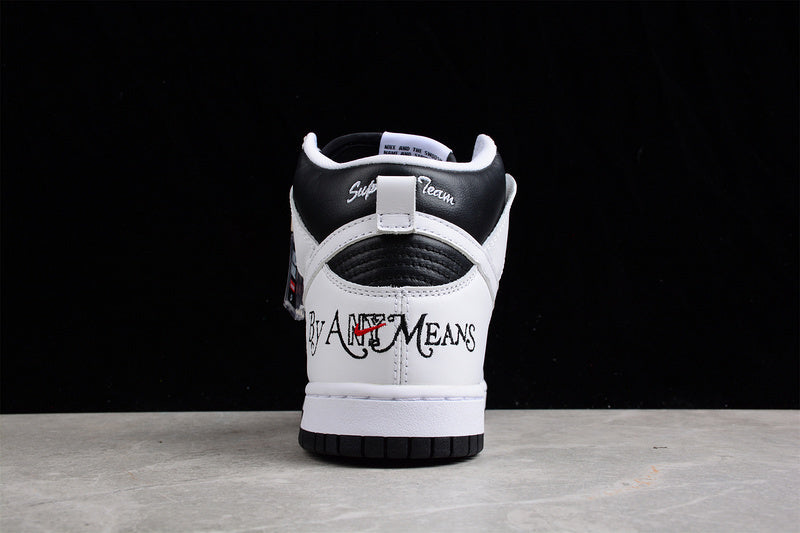 NikeUnisex SB Dunk High - Supreme Black