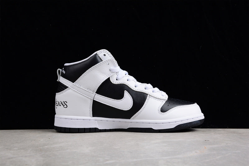 NikeUnisex SB Dunk High - Supreme Black