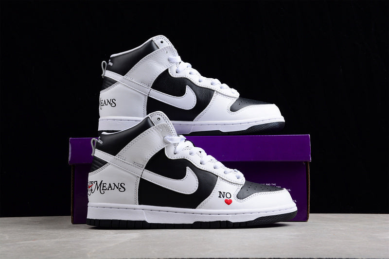 NikeUnisex SB Dunk High - Supreme Black