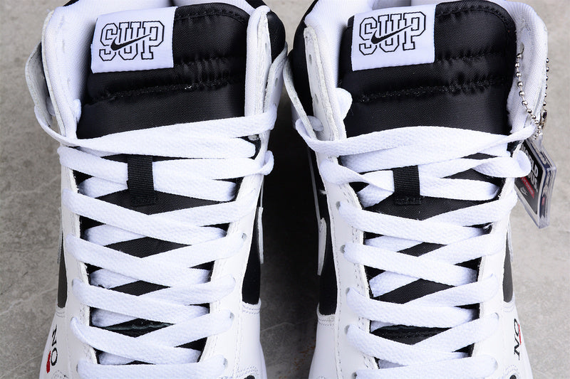 NikeUnisex SB Dunk High - Supreme Black