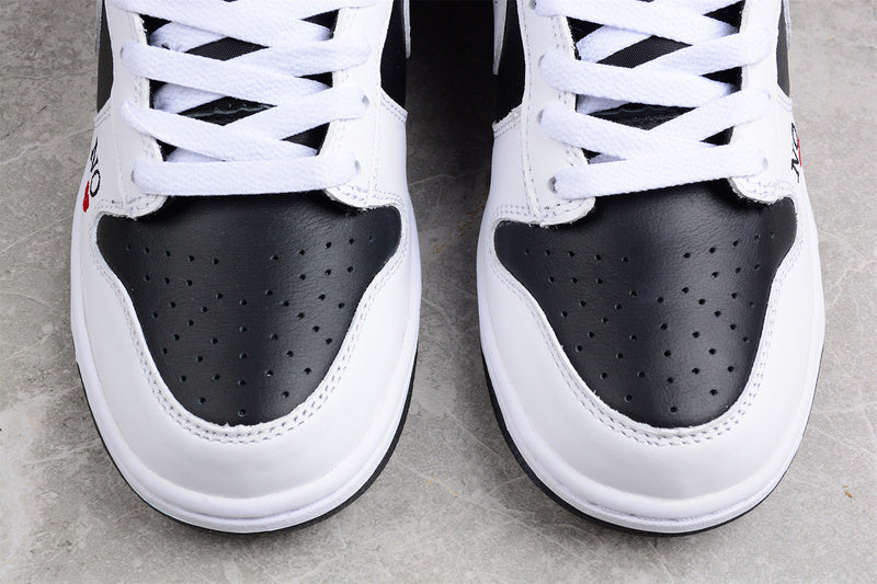 NikeUnisex SB Dunk High - Supreme Black