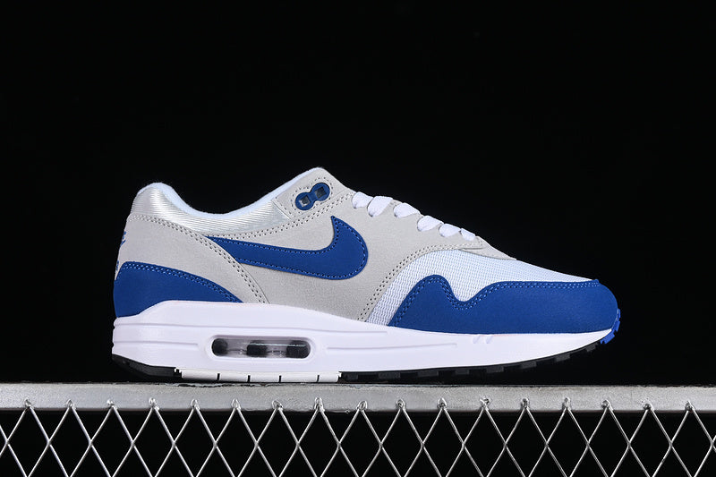 NikeUnisex Air Max 1 AM1 - White Blue
