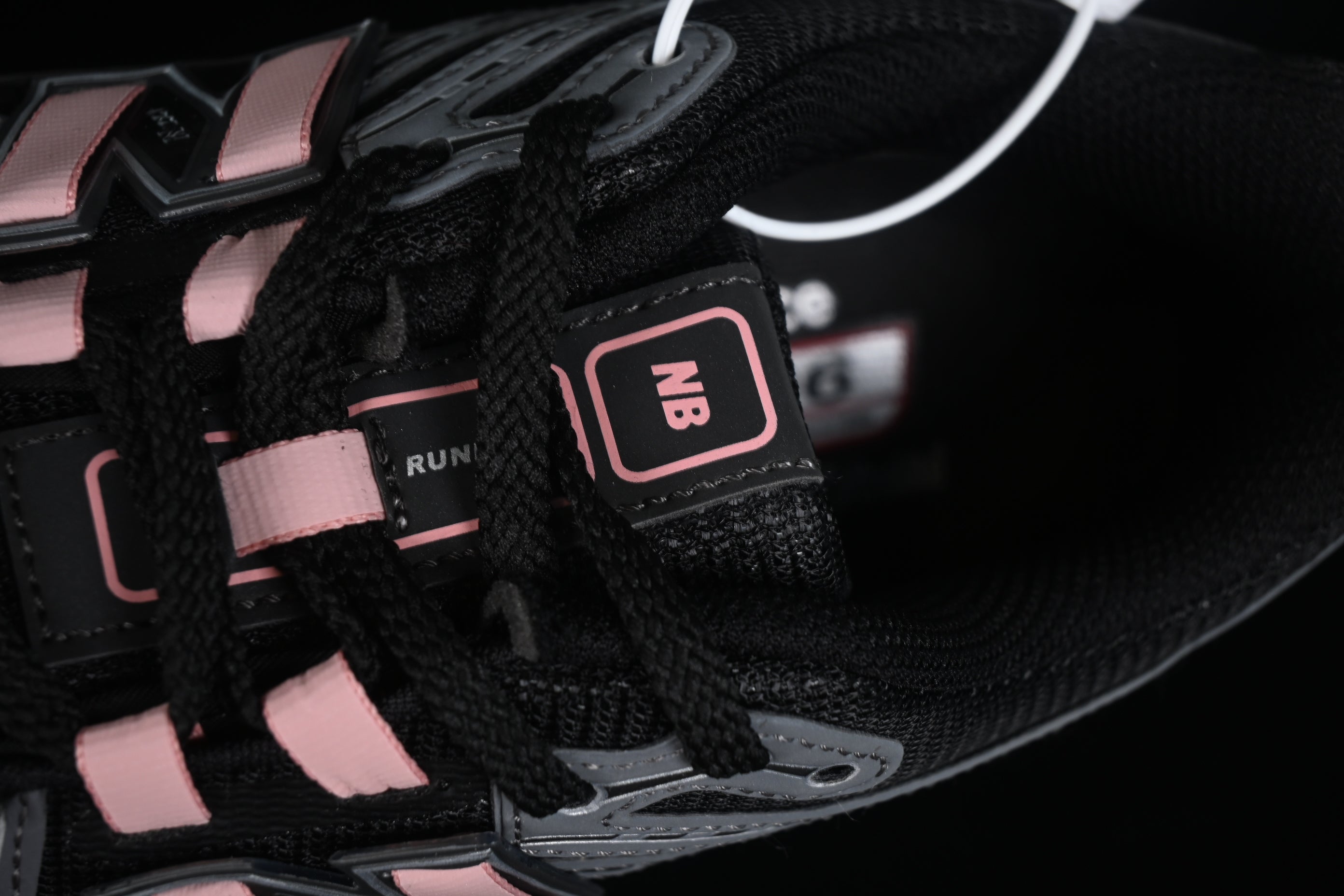 New Balance 1906R - Black/Pink Moon