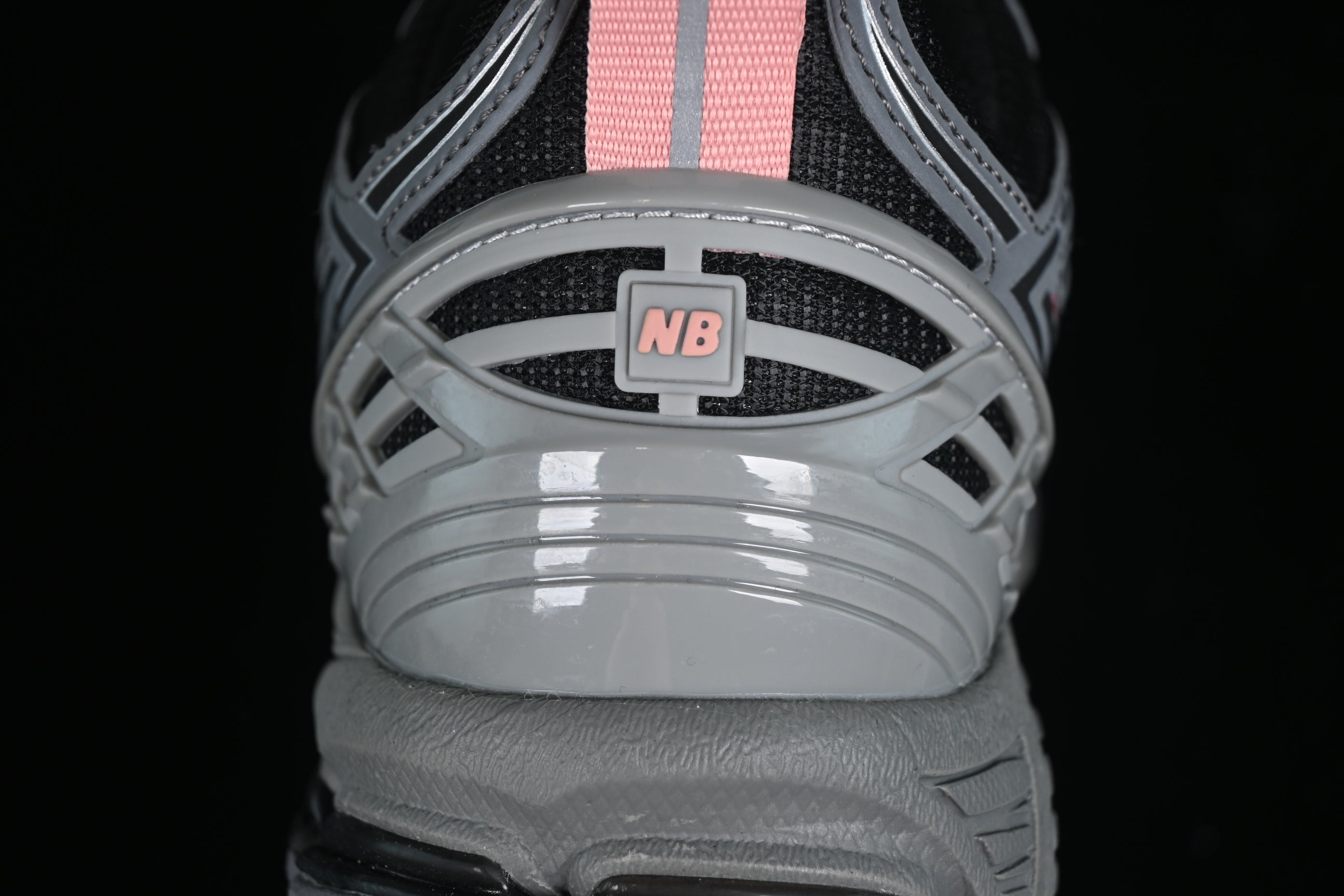 New Balance 1906R - Black/Pink Moon