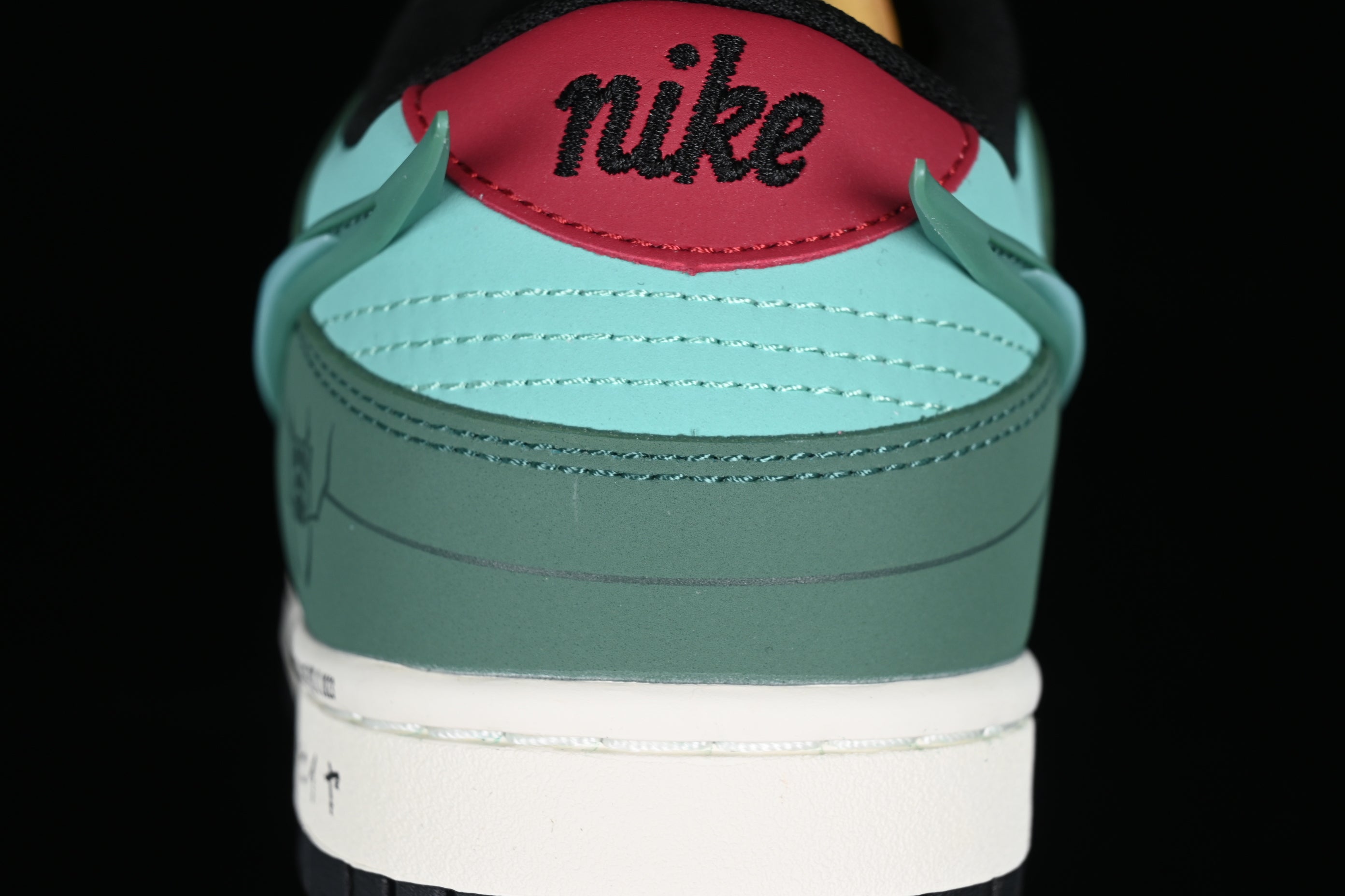 NikeMens SB Dunk Low Saint - Seiya Print