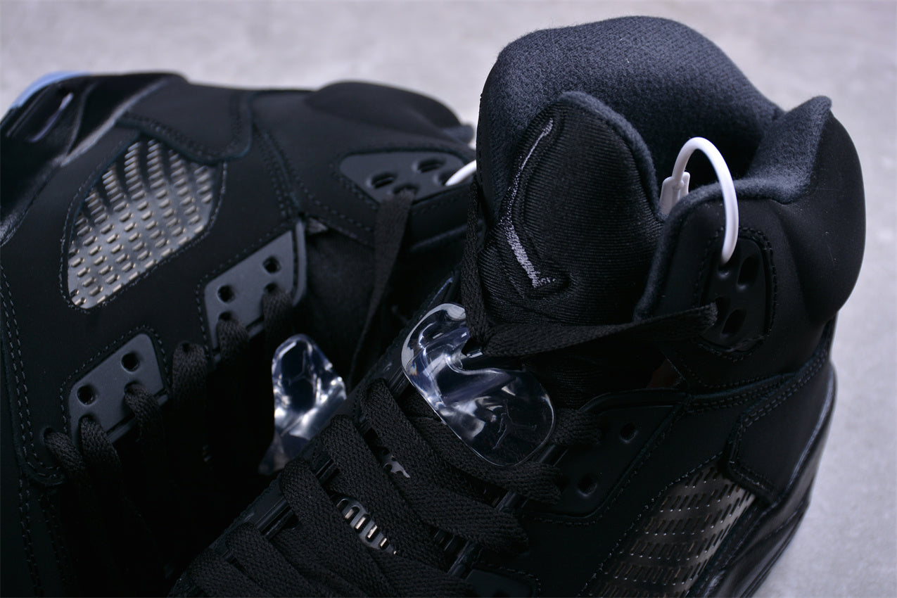 Air Jordan 5 AJ5 Retro - Black Cat