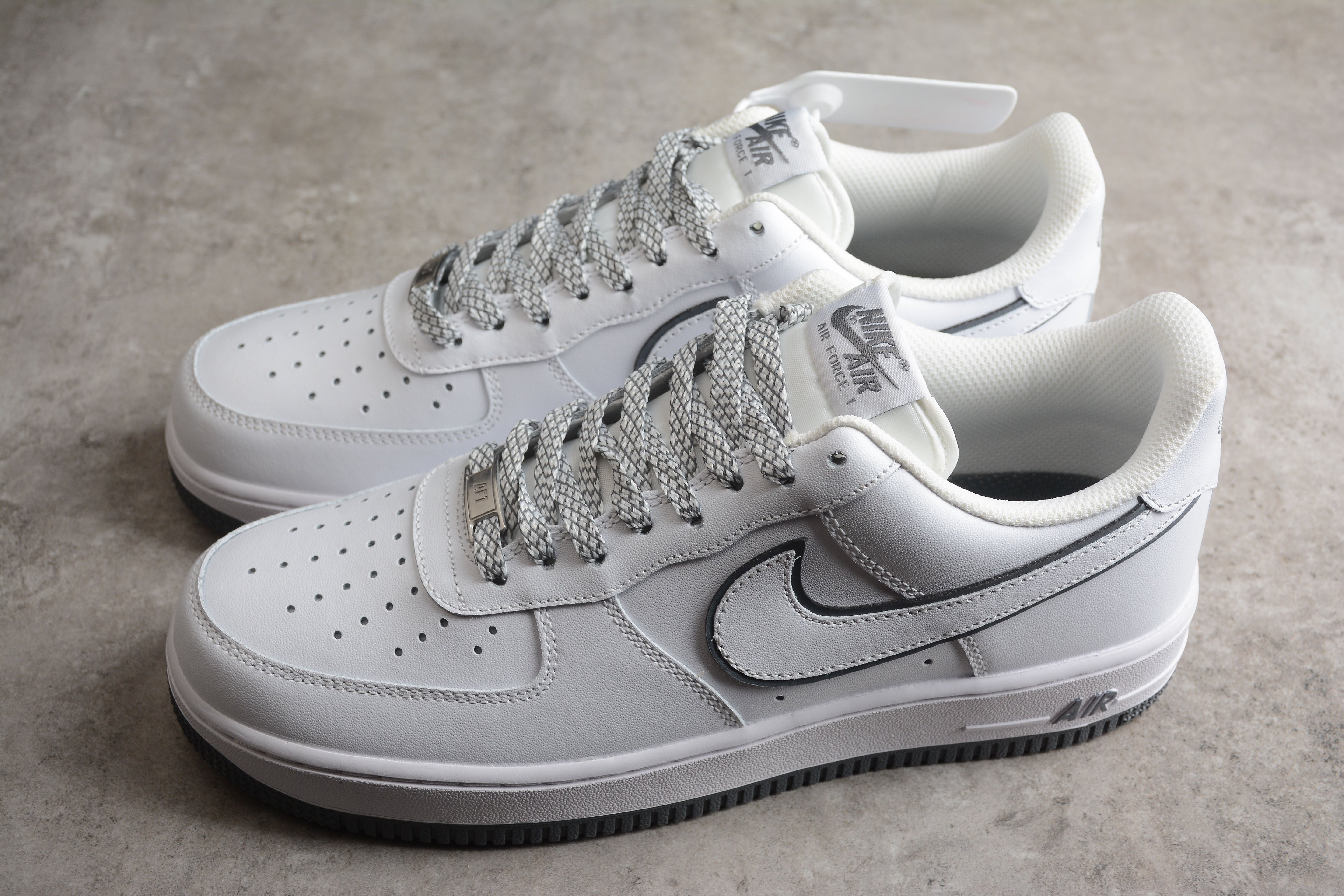 NikeWMNS Air Force 1 AF1 - White
