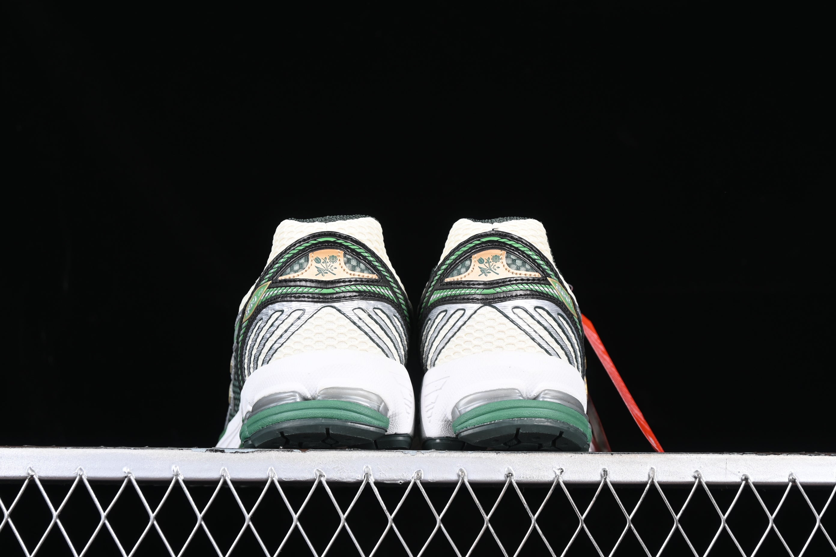 Aime Leon Dore x New Balance 860 V2 - Green Copper