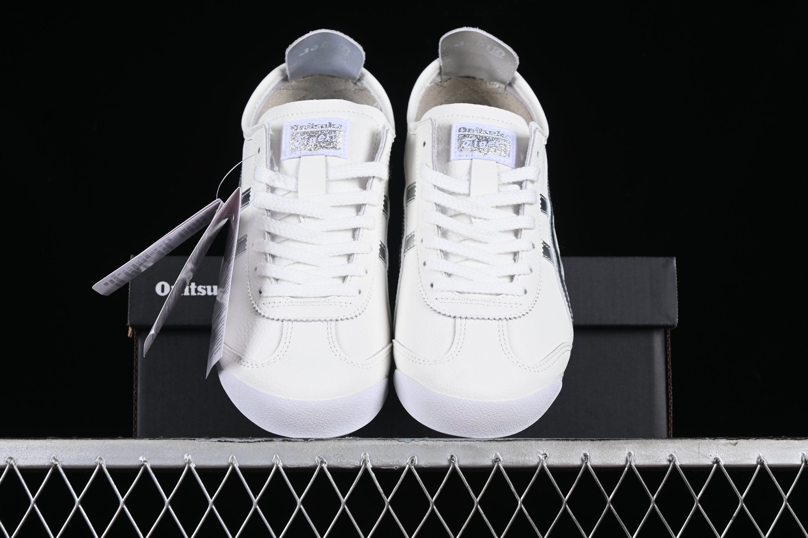 Onitsuka Tiger Mexico 66 - White/Silver