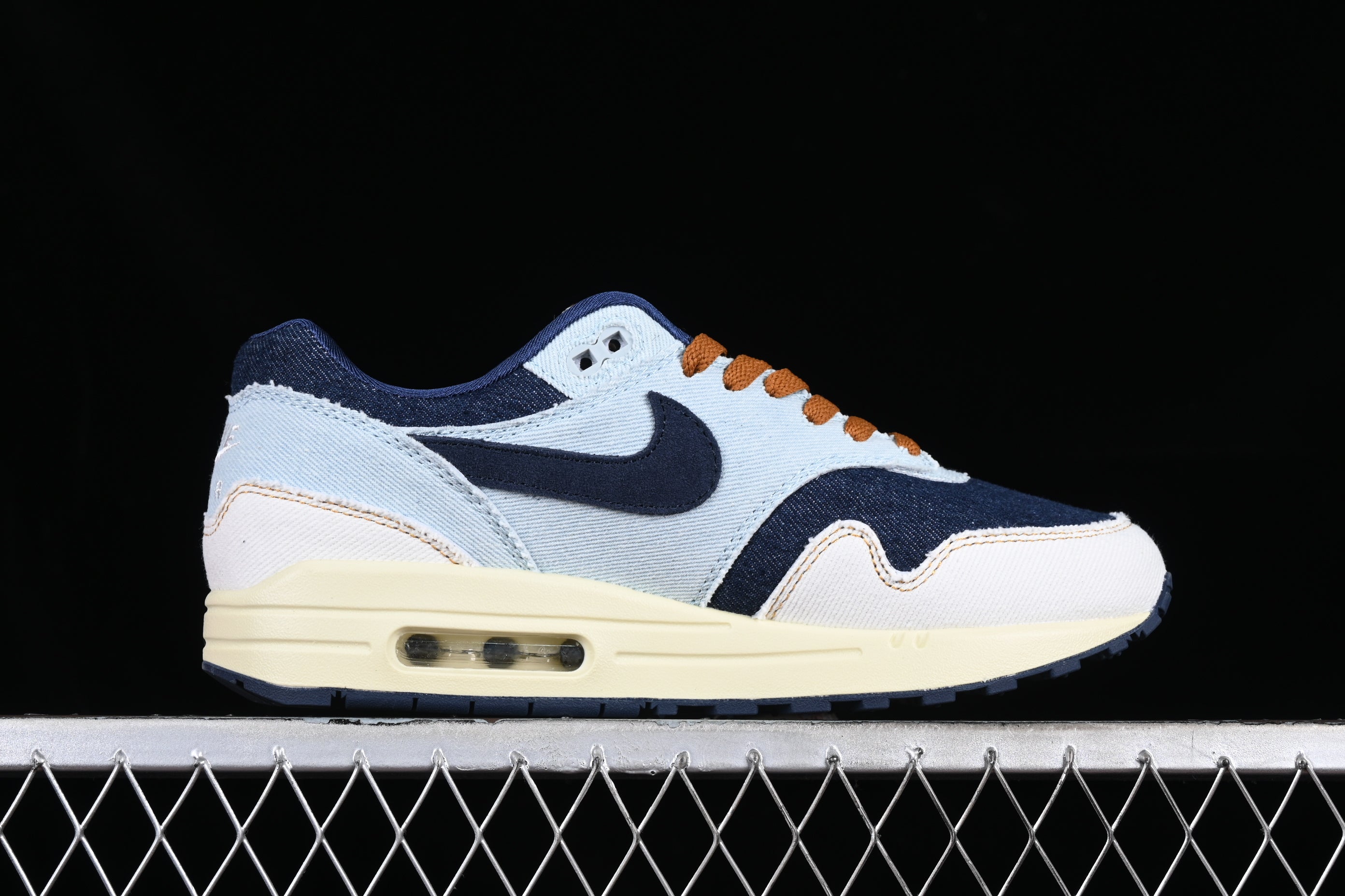 NikeMens Airmax 1 Aura AM1 - Midnight Navy