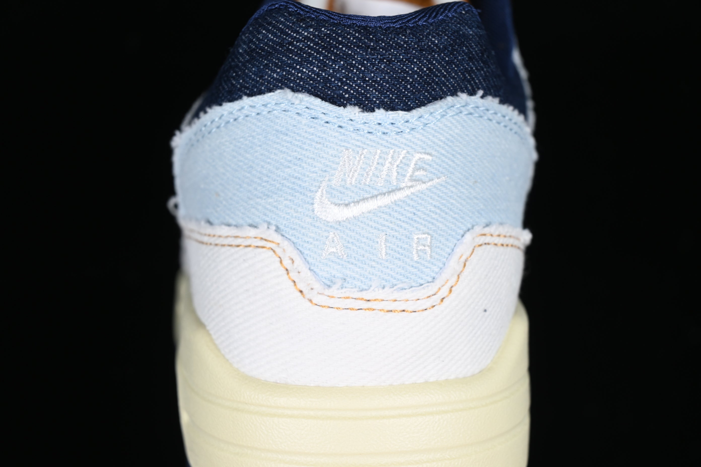 NikeMens Airmax 1 Aura AM1 - Midnight Navy