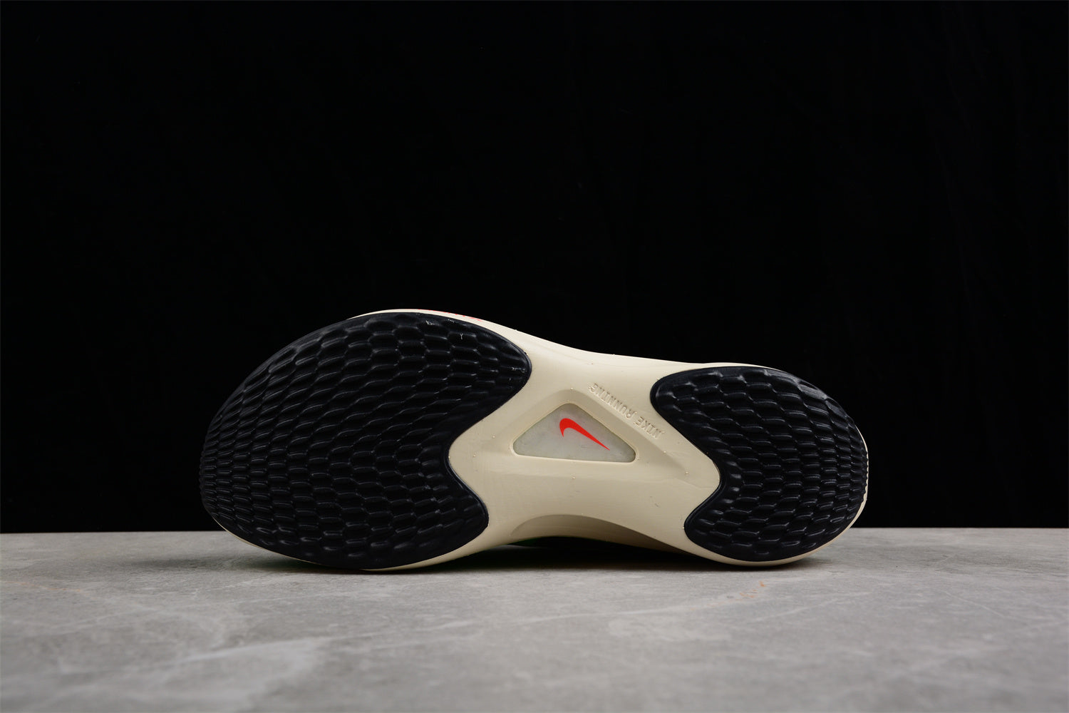 NikeMens Zoom Fly 5 - Ekiden