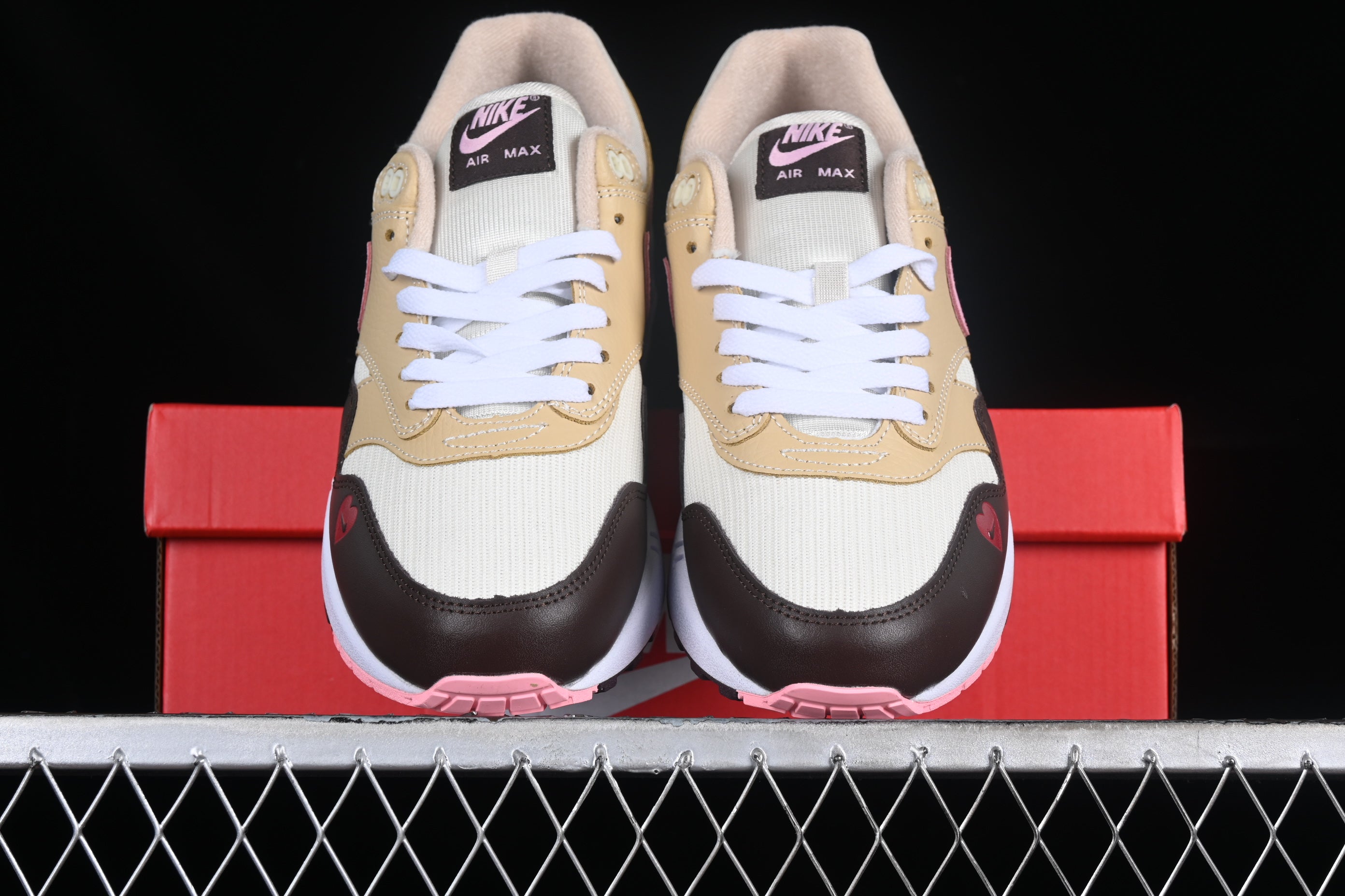 NikeWMNS Air Max 1 AM1 Valentine's Day -  Scoops Up Stussy