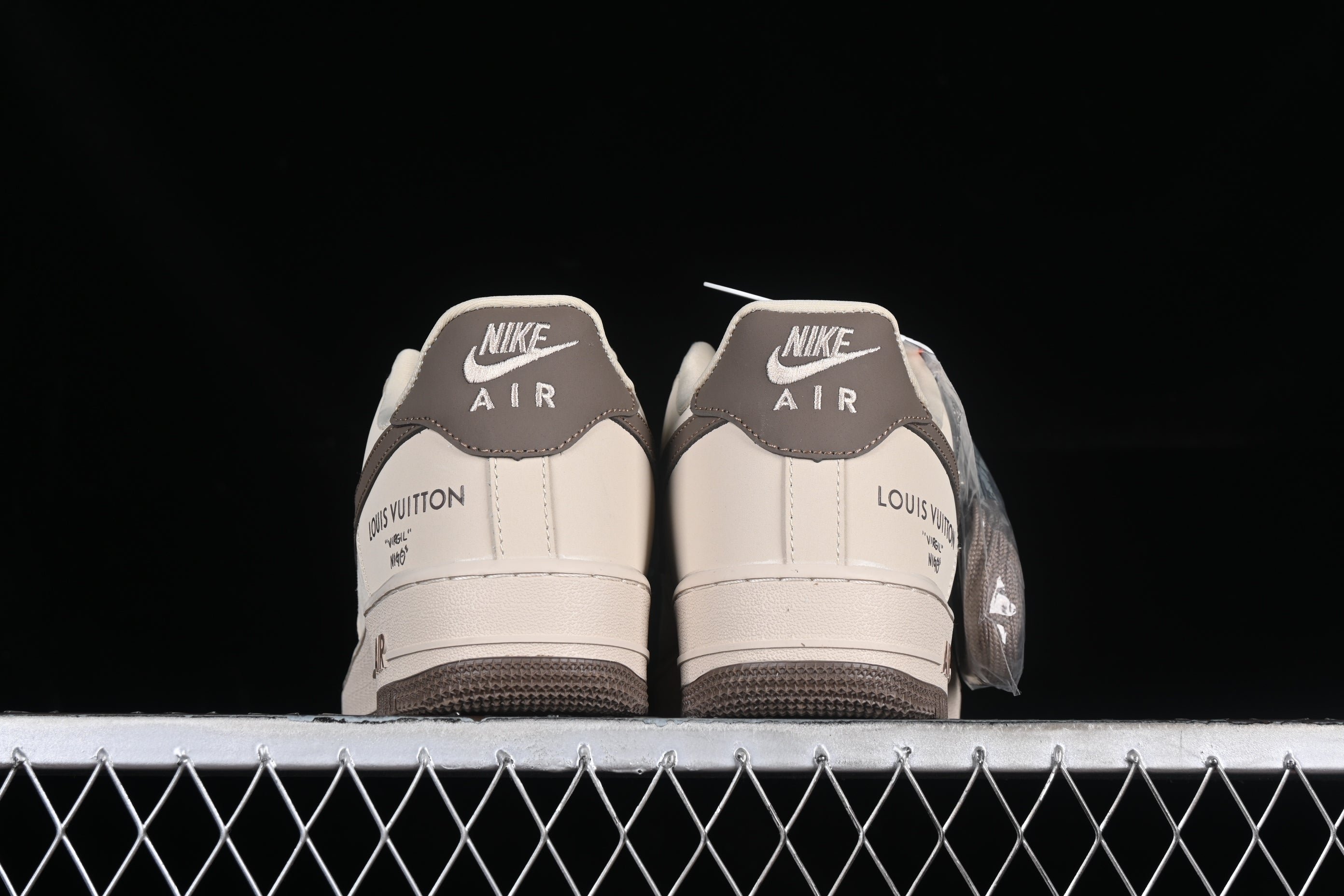 NikeMens Air Force 1 AF1 Low LV - Dark Brown