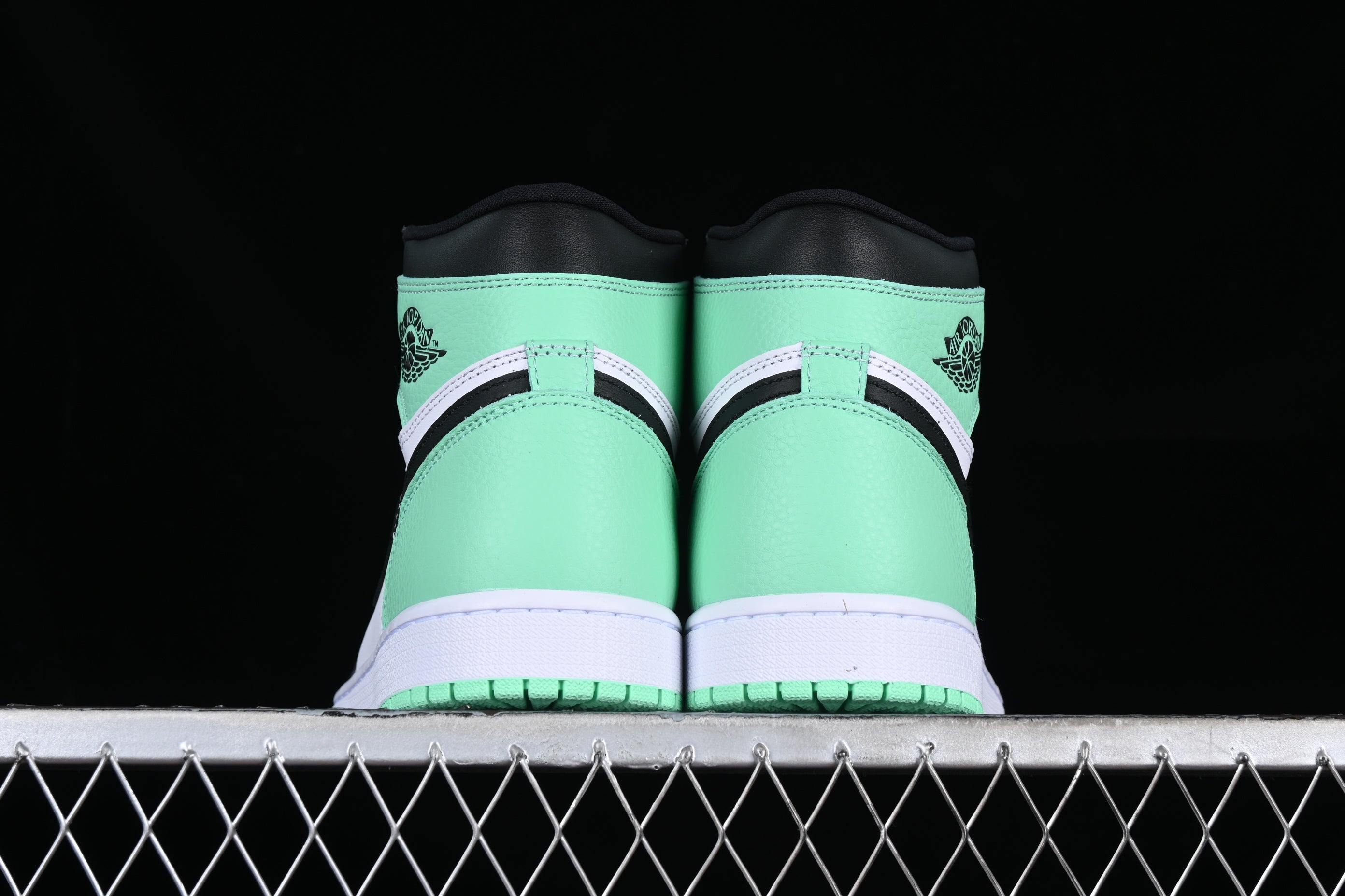 Air Jordan 1 AJ1 High - Green Glow